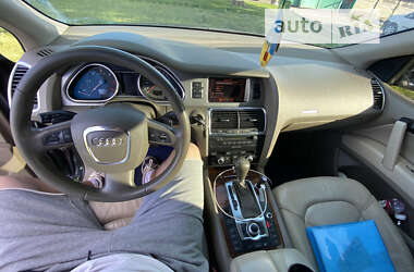 Позашляховик / Кросовер Audi Q7 2006 в Лубнах