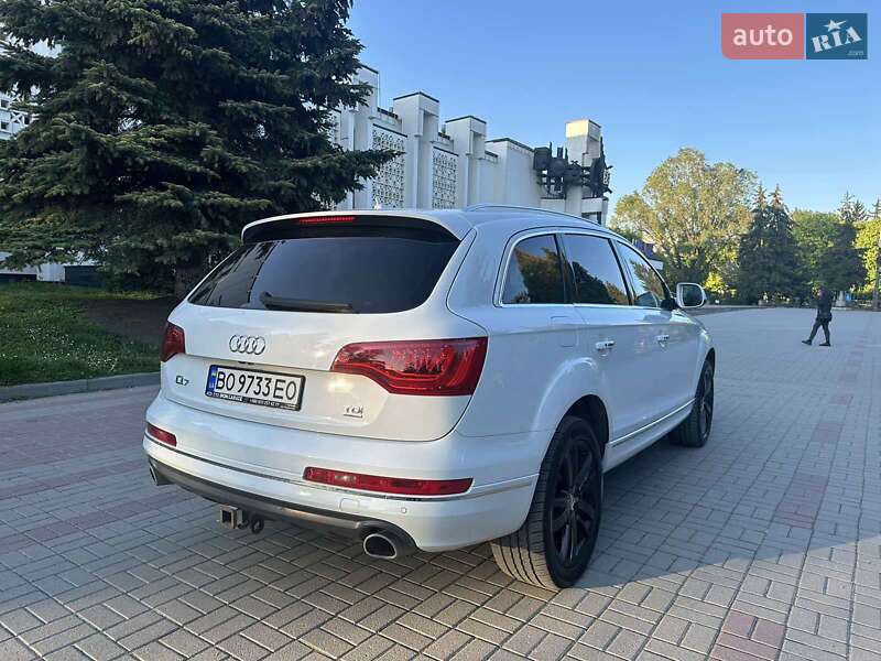 Позашляховик / Кросовер Audi Q7 2012 в Тернополі