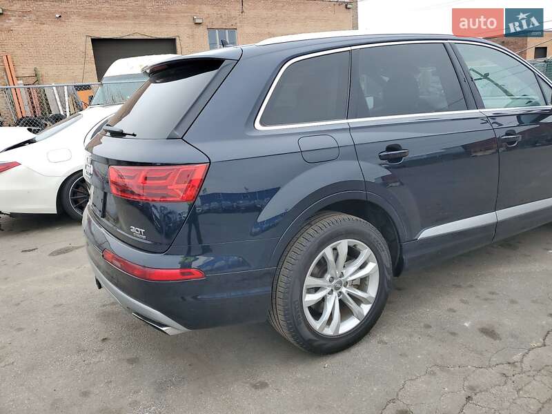 Внедорожник / Кроссовер Audi Q7 2016 в Виннице
