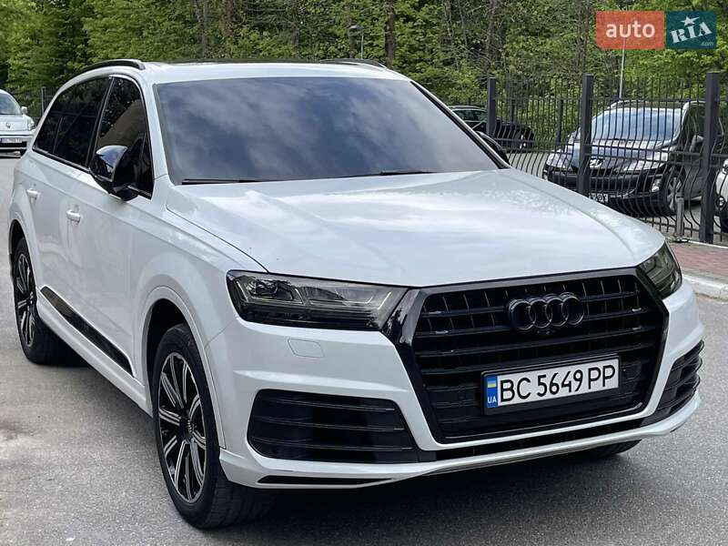 Позашляховик / Кросовер Audi Q7 2017 в Трускавці