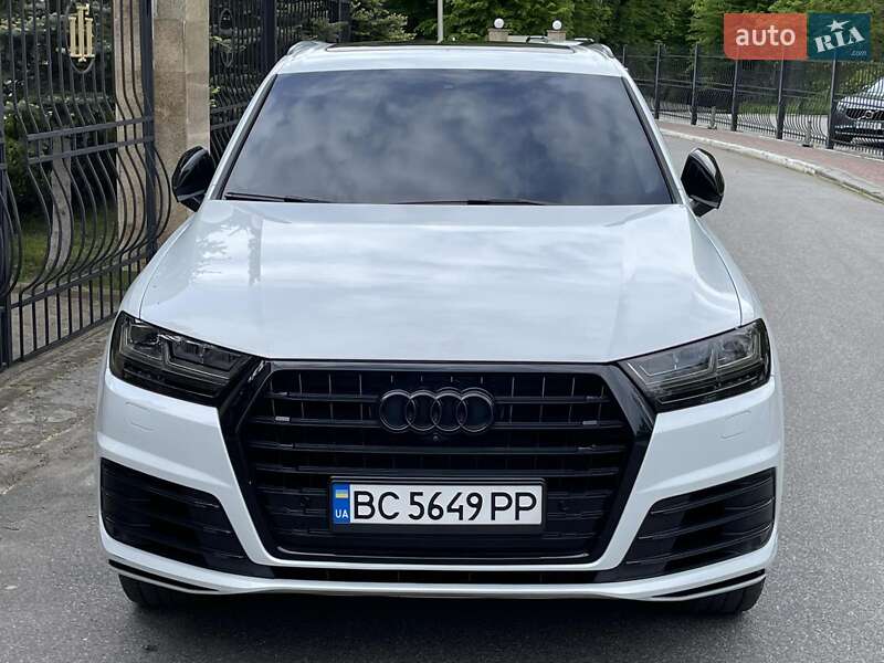 Позашляховик / Кросовер Audi Q7 2017 в Трускавці