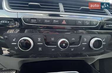Внедорожник / Кроссовер Audi Q7 2017 в 