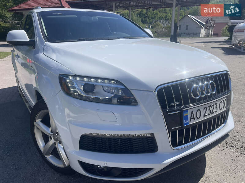 Позашляховик / Кросовер Audi Q7 2013 в Рахові