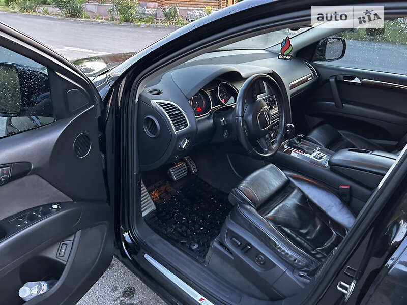 Позашляховик / Кросовер Audi Q7 2010 в Миронівці