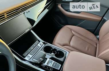 Позашляховик / Кросовер Audi Q7 2020 в Полтаві