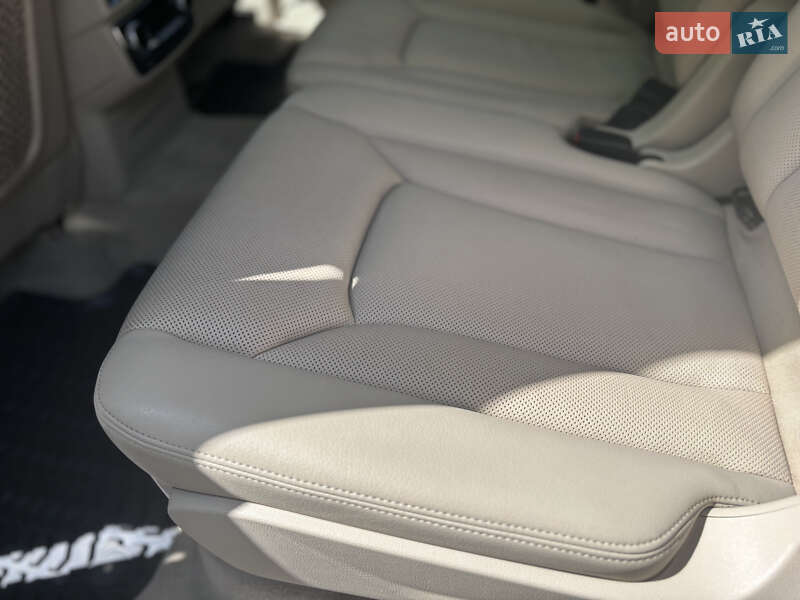 Позашляховик / Кросовер Audi Q7 2017 в Кривому Розі