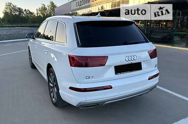 Внедорожник / Кроссовер Audi Q7 2017 в Сумах