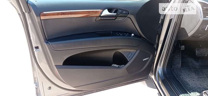 Позашляховик / Кросовер Audi Q7 2014 в Черкасах