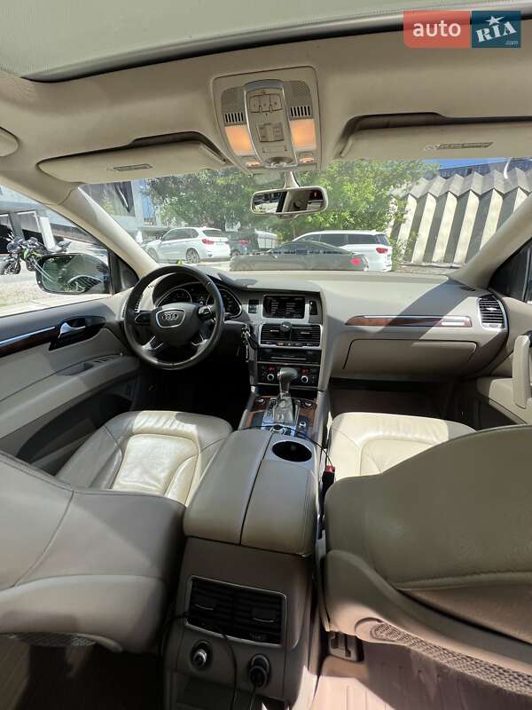 Внедорожник / Кроссовер Audi Q7 2011 в Киеве
