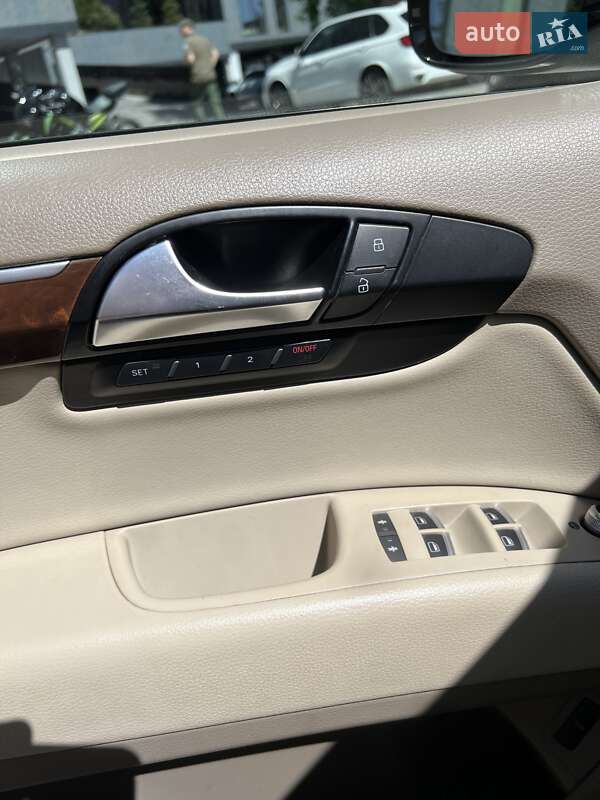 Внедорожник / Кроссовер Audi Q7 2011 в Киеве