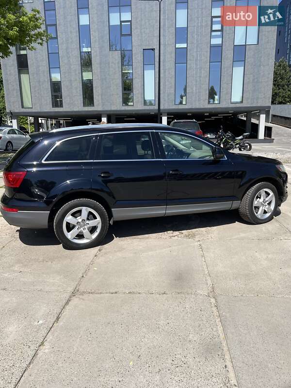 Внедорожник / Кроссовер Audi Q7 2011 в Киеве