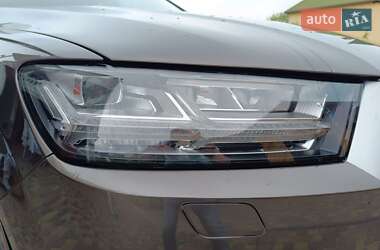 Внедорожник / Кроссовер Audi Q7 2018 в 