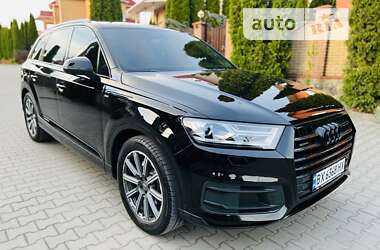 Внедорожник / Кроссовер Audi Q7 2015 в Хмельницком