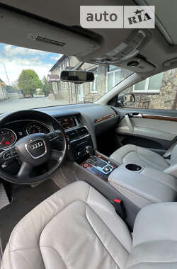 Внедорожник / Кроссовер Audi Q7 2011 в Владимир-Волынском