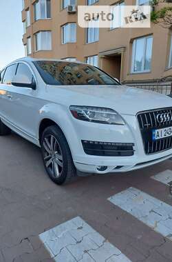 Позашляховик / Кросовер Audi Q7 2014 в Києві