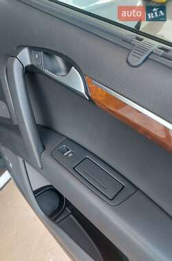 Внедорожник / Кроссовер Audi Q7 2014 в Киеве