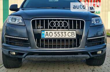 Позашляховик / Кросовер Audi Q7 2012 в Хусті