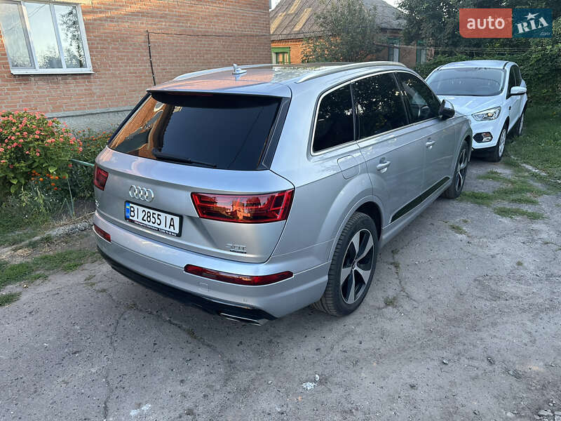 Внедорожник / Кроссовер Audi Q7 2018 в Полтаве