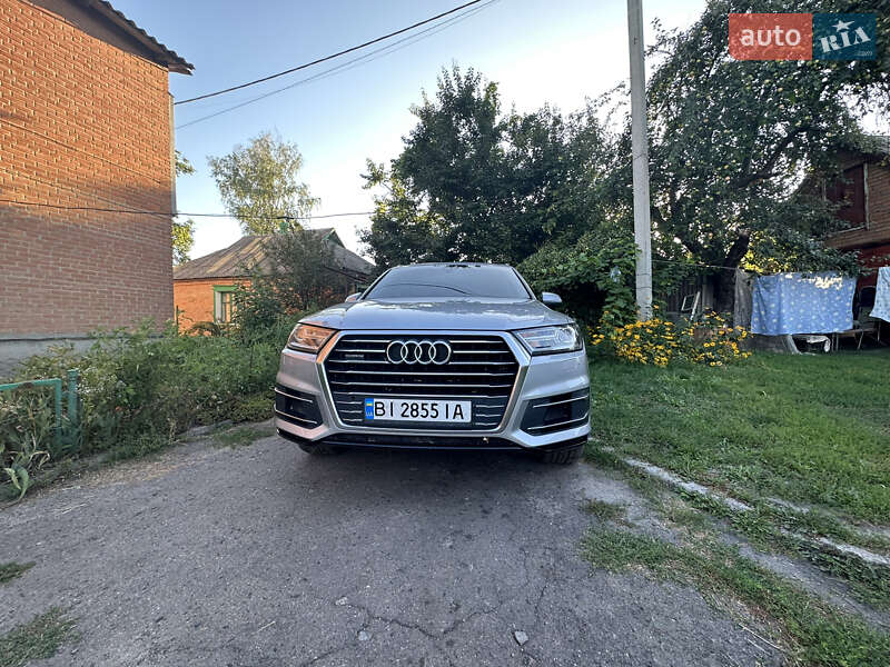 Внедорожник / Кроссовер Audi Q7 2018 в Полтаве