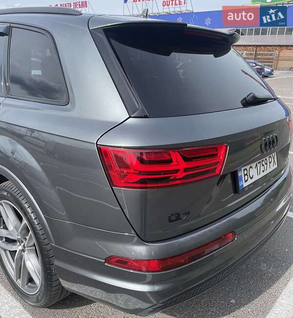 Позашляховик / Кросовер Audi Q7 2018 в Львові