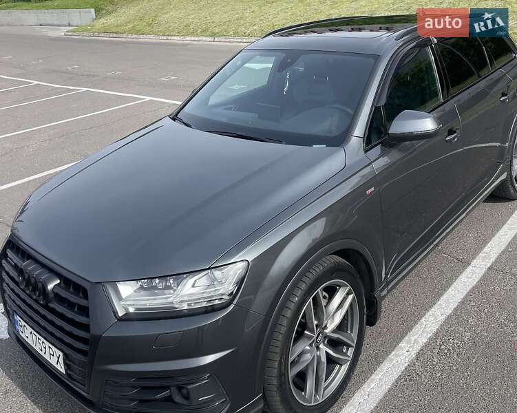 Позашляховик / Кросовер Audi Q7 2018 в Львові