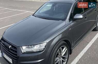 Внедорожник / Кроссовер Audi Q7 2018 в 