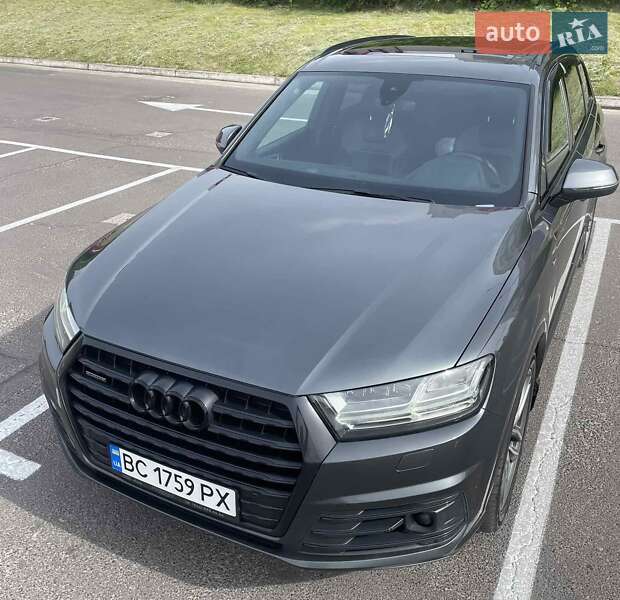 Позашляховик / Кросовер Audi Q7 2018 в Львові