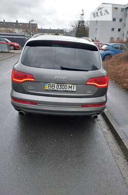 Audi Q7 2013