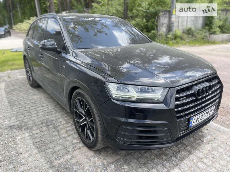 Внедорожник / Кроссовер Audi Q7 2018 в Житомире