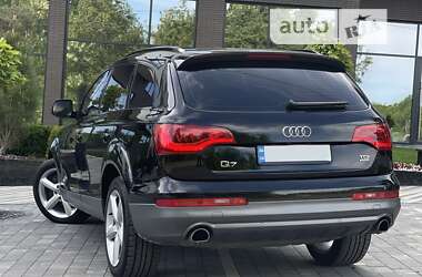 Внедорожник / Кроссовер Audi Q7 2013 в Ужгороде