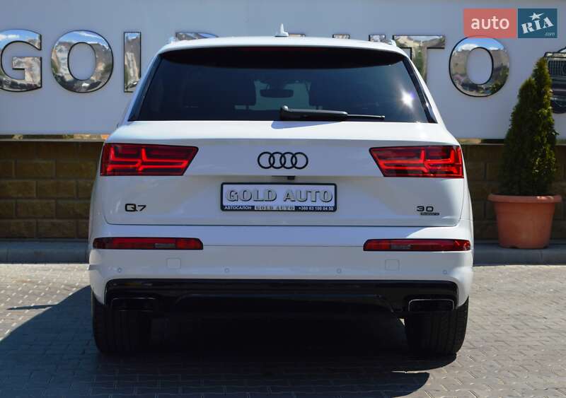 Позашляховик / Кросовер Audi Q7 2016 в Одесі