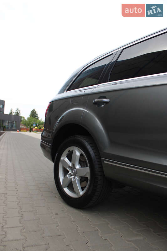 Внедорожник / Кроссовер Audi Q7 2015 в Мукачево фото 6 Внедорожник / Кроссовер Audi Q7 2015 в Мукачево