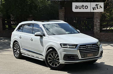 Audi Q7 2016