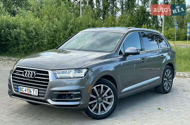 Внедорожник / Кроссовер Audi Q7 2017 в 