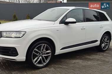 Внедорожник / Кроссовер Audi Q7 2016 в Черновцах