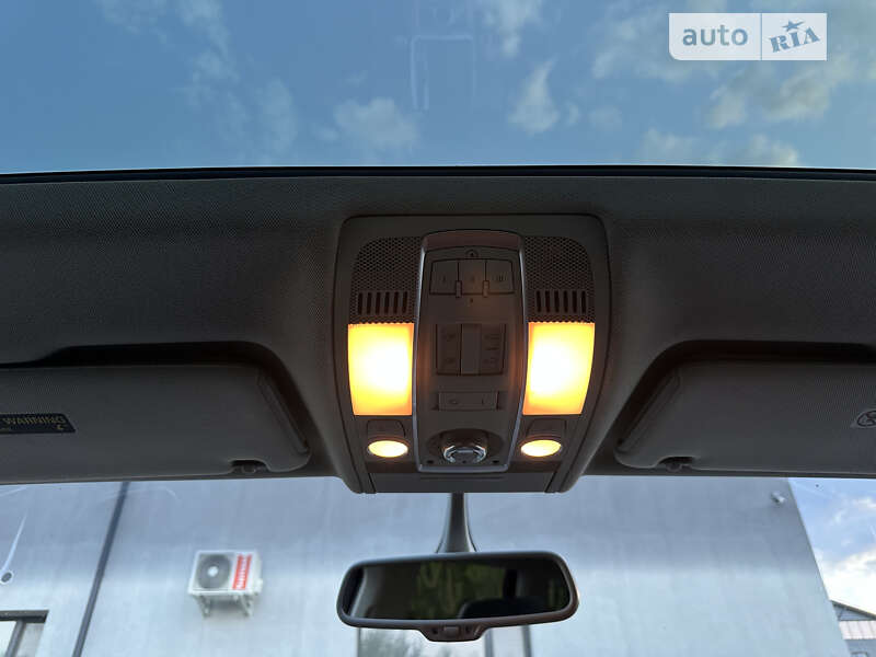 Позашляховик / Кросовер Audi Q7 2015 в Рівному