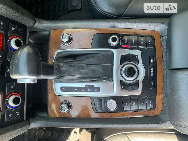 Внедорожник / Кроссовер Audi Q7 2015 в Львове