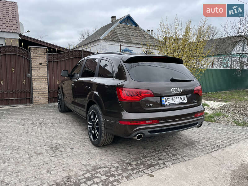 Внедорожник / Кроссовер Audi Q7 2011 в Днепре