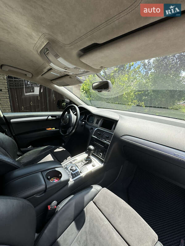 Внедорожник / Кроссовер Audi Q7 2011 в Днепре