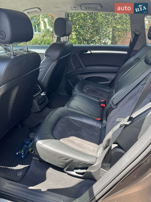 Внедорожник / Кроссовер Audi Q7 2011 в Днепре