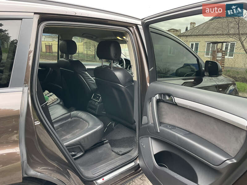 Внедорожник / Кроссовер Audi Q7 2011 в Днепре