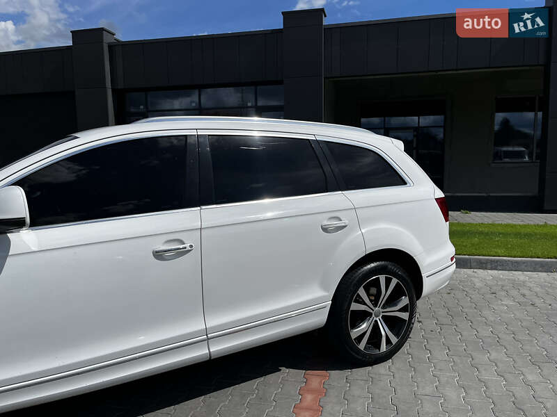 Позашляховик / Кросовер Audi Q7 2010 в Мукачевому