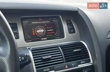 Внедорожник / Кроссовер Audi Q7 2010 в 