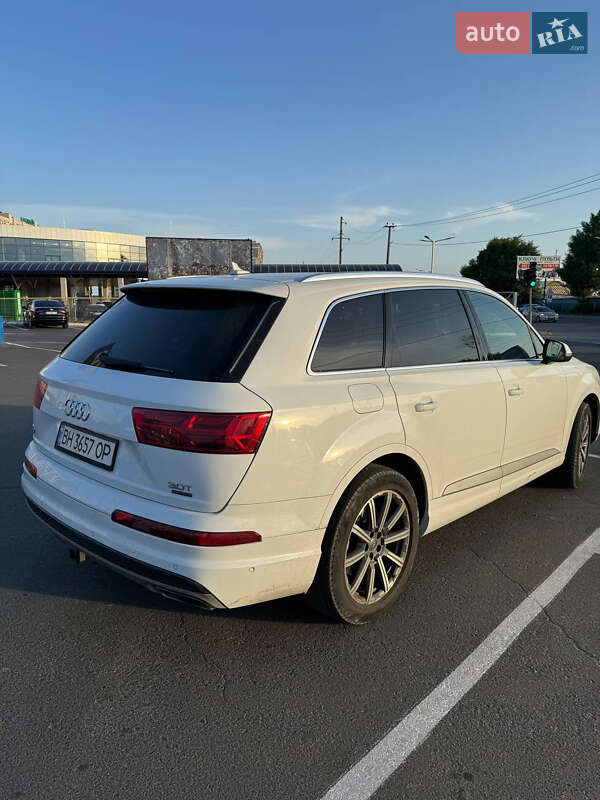 Позашляховик / Кросовер Audi Q7 2017 в Одесі