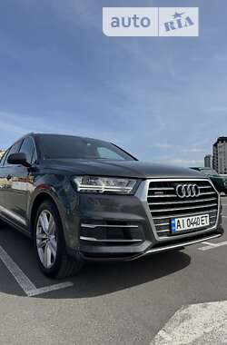 Внедорожник / Кроссовер Audi Q7 2016 в Киеве