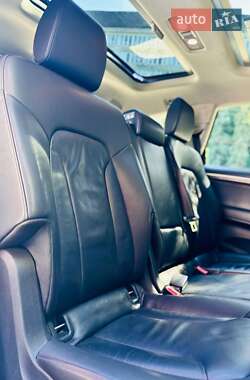 Внедорожник / Кроссовер Audi Q7 2015 в 