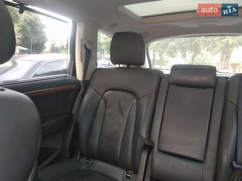Внедорожник / Кроссовер Audi Q7 2014 в Черкассах