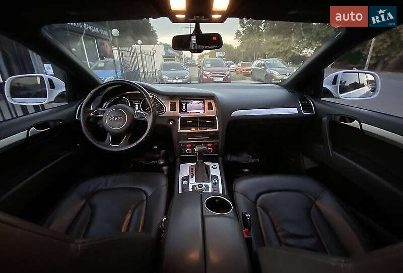 Внедорожник / Кроссовер Audi Q7 2014 в Харькове