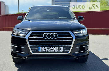 Внедорожник / Кроссовер Audi Q7 2016 в Киеве