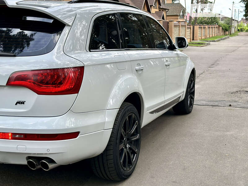 Внедорожник / Кроссовер Audi Q7 2013 в Чернигове